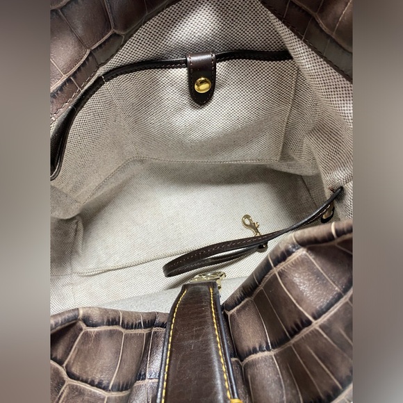 Doonie and Bourke croc logo lock hobo bag amazing condition 11” x 5” x 12” Brown - Picture 14 of 17